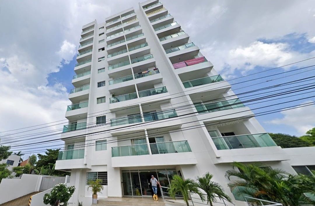 VENDO APARTAMENTO EN LOS ALPES CON PARQUEADERO 
